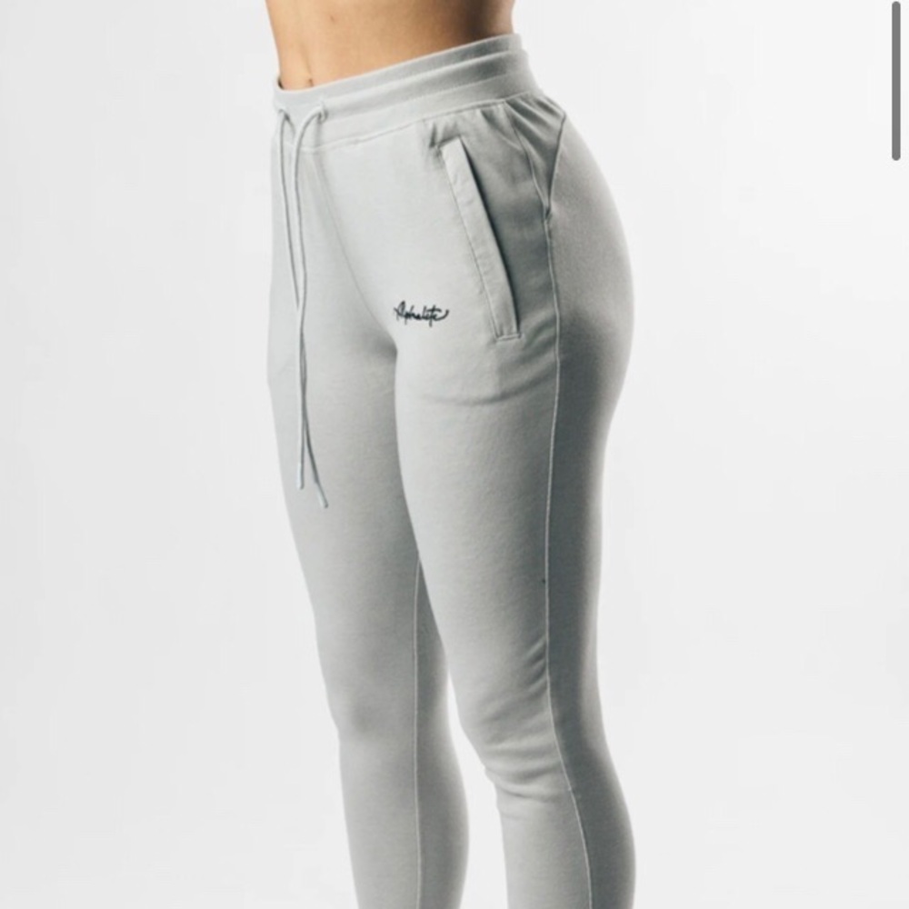 Alphalete Essential Joggers - Gray S